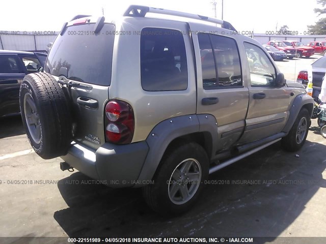 1J4GL38K76W132038 - 2006 JEEP LIBERTY RENEGADE GOLD photo 4