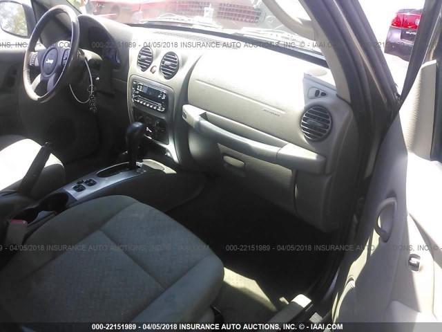 1J4GL38K76W132038 - 2006 JEEP LIBERTY RENEGADE GOLD photo 5