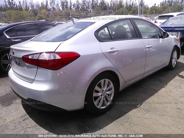 KNAFX4A64F5328269 - 2015 KIA FORTE LX SILVER photo 4