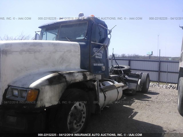 1FUYDZYB3TL657825 - 1996 FREIGHTLINER CONVENTIONAL FLD120 BLUE photo 2