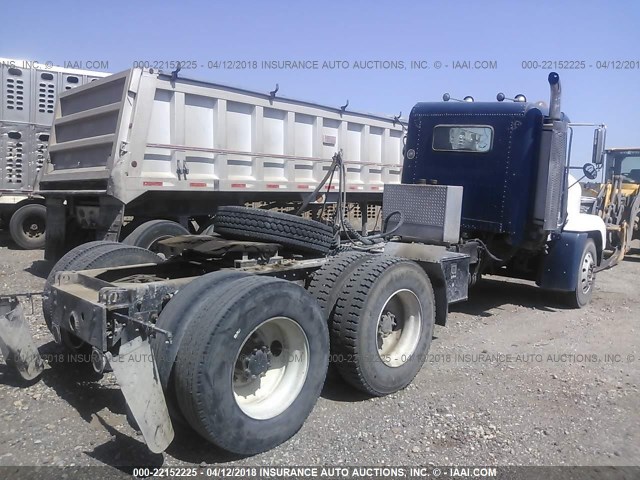 1FUYDZYB3TL657825 - 1996 FREIGHTLINER CONVENTIONAL FLD120 BLUE photo 4