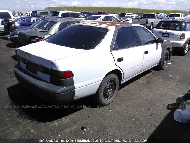 JT2BG22K7W0106395 - 1998 TOYOTA CAMRY CE/LE/XLE 白色 照片 4