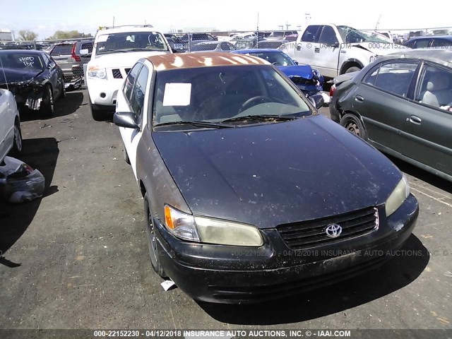 JT2BG22K7W0106395 - 1998 TOYOTA CAMRY CE/LE/XLE 白色 照片 6