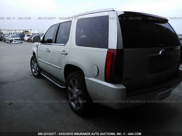 1GYS3BEF2BR118102 - 2011 CADILLAC ESCALADE LUXURY 白色 照片 3