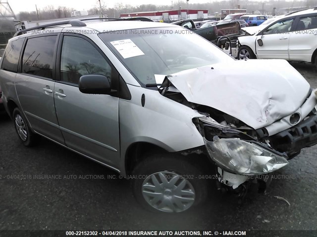 5TDZK23C37S097480 - 2007 TOYOTA SIENNA CE/LE GRAY photo 1