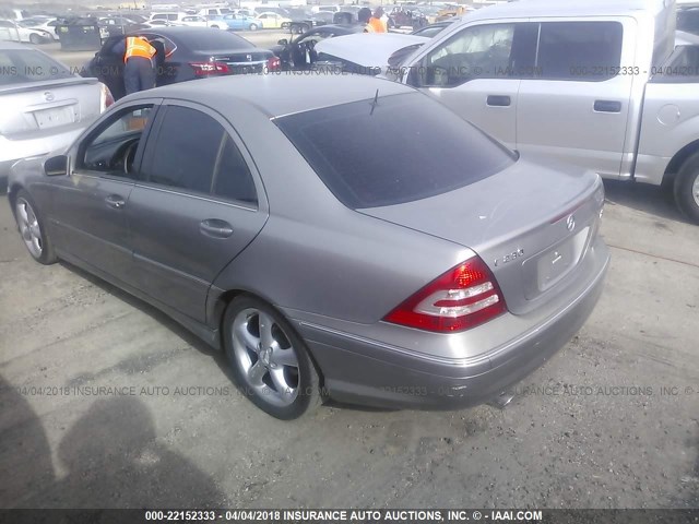 WDBRF52H76F825589 - 2006 MERCEDES-BENZ C GENERATION 2006 230 SILVER photo 3