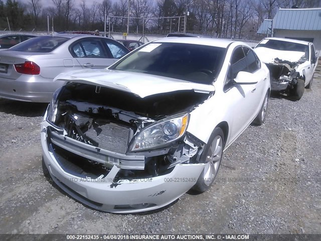 1G4PP5SK7C4227149 - 2012 BUICK VERANO WHITE photo 6