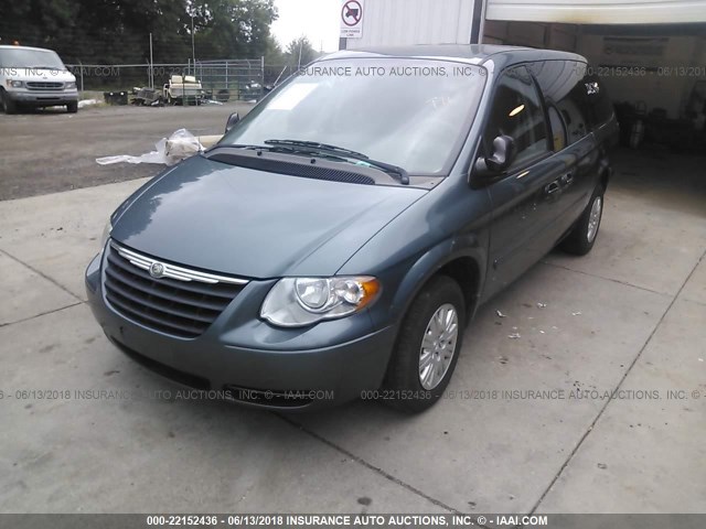 2A4GP44R17R146119 - 2007 CHRYSLER TOWN & COUNTRY LX Pewter photo 2