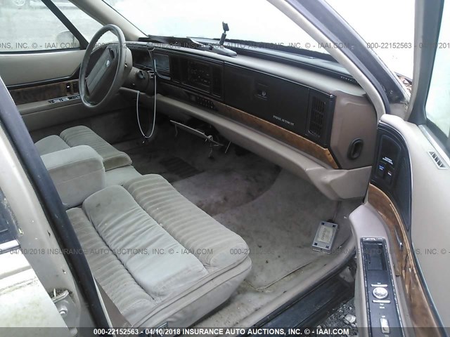 1G4CW53L2M1603879 - 1991 BUICK PARK AVENUE  TAN photo 5