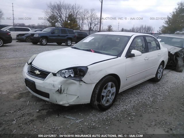 1G1ZT58N78F128619 - 2008 CHEVROLET MALIBU LT/CLASSIC WHITE photo 2