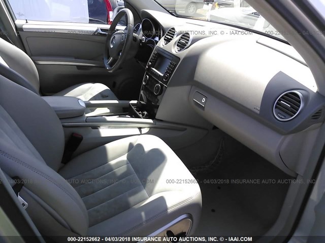 4JGBB22E58A420507 - 2008 MERCEDES-BENZ ML 320 CDI SILVER photo 5