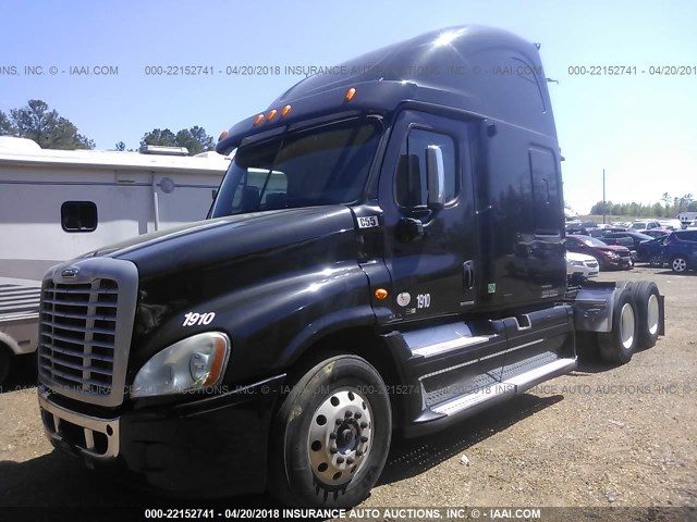 1FUJGLDR1ASAS2830 - 2010 FREIGHTLINER CASCADIA 125  BLACK photo 2