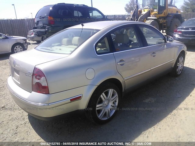 WVWTU63B05E014220 - 2005 VOLKSWAGEN PASSAT GLX 4MOTION BEIGE photo 4