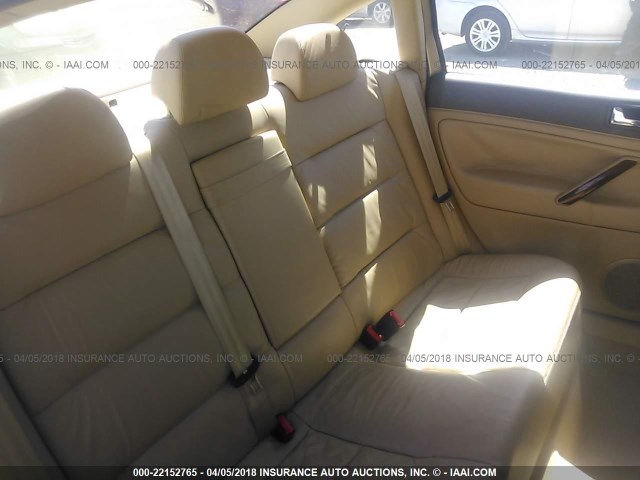 WVWTU63B05E014220 - 2005 VOLKSWAGEN PASSAT GLX 4MOTION BEIGE photo 8