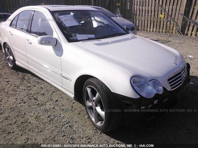 WDBRF52H66A904264 - 2006 MERCEDES-BENZ C GENERATION 2006 230 WHITE photo 1