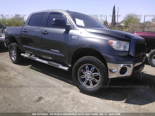 5TFDW5F10DX321630 - 2013 TOYOTA TUNDRA CREWMAX SR5 BLACK photo 1