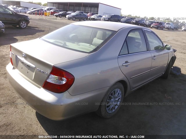 4T1BE32KX3U181899 - 2003 TOYOTA CAMRY LE/XLE/SE Champagne photo 4