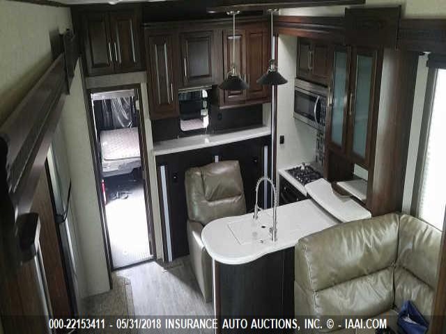 5SFCG392XHE346583 - 2017 HEARTLAND CYCLONE  灰色 照片 7