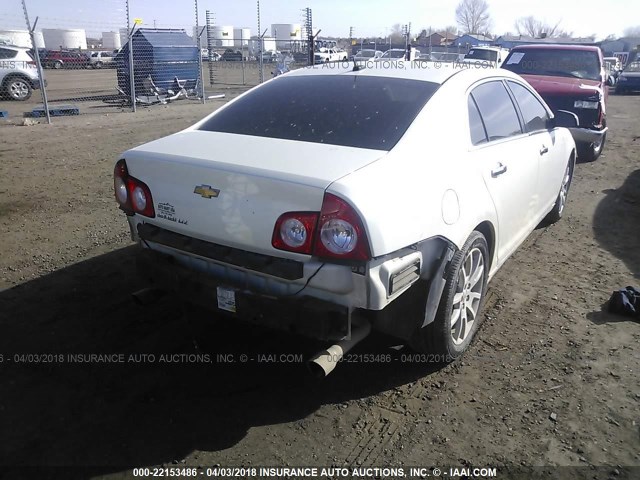 1G1ZE5E76BF389845 - 2011 CHEVROLET MALIBU LTZ WHITE photo 4