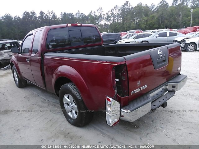 1N6AD0CU6AC435674 - 2010 NISSAN FRONTIER KING CAB SE/LE/NISMO RED photo 3