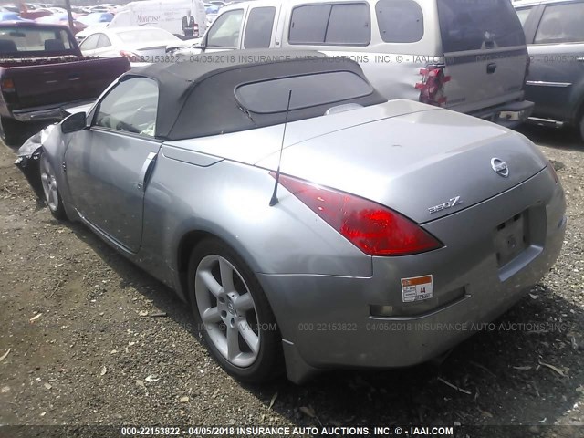 JN1AZ36A04T006285 - 2004 NISSAN 350Z ROADSTER SILVER photo 3