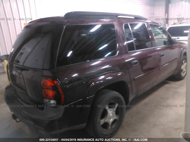 1GNET16S266122075 - 2006 CHEVROLET TRAILBLAZER EXT LS/EXT LT MAROON photo 4