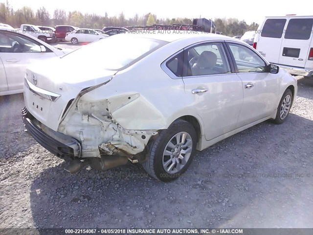 1N4AL3AP7FC493553 - 2015 NISSAN ALTIMA 2.5/S/SV/SL WHITE photo 4