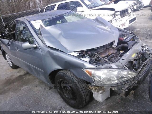 4T1BE32K76U652251 - 2006 TOYOTA CAMRY LE/XLE/SE SILVER photo 1