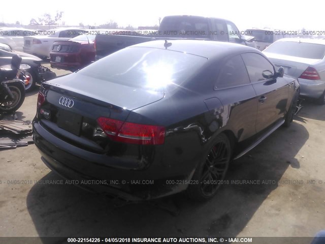 WAUVVAFR7AA005370 - 2010 AUDI S5 PRESTIGE BLACK photo 4