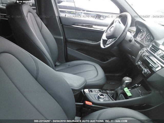 WBXHT3C39G5E56969 - 2016 BMW X1 XDRIVE28I Серебристый фото 5