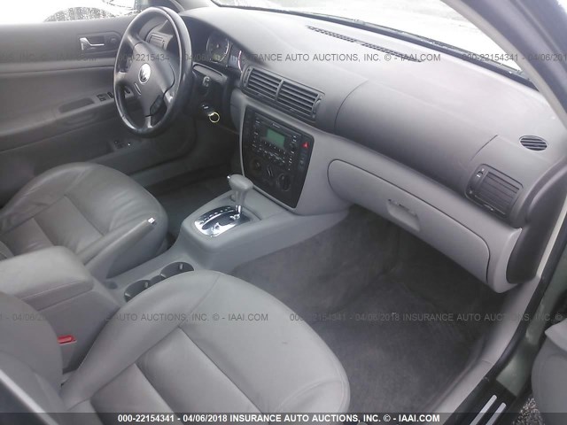 WVWPD63B52P344646 - 2002 VOLKSWAGEN PASSAT GLS GREEN photo 5