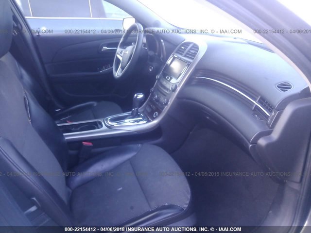 1G11D5RR4DF101917 - 2013 CHEVROLET MALIBU 1LT 灰色 照片 5