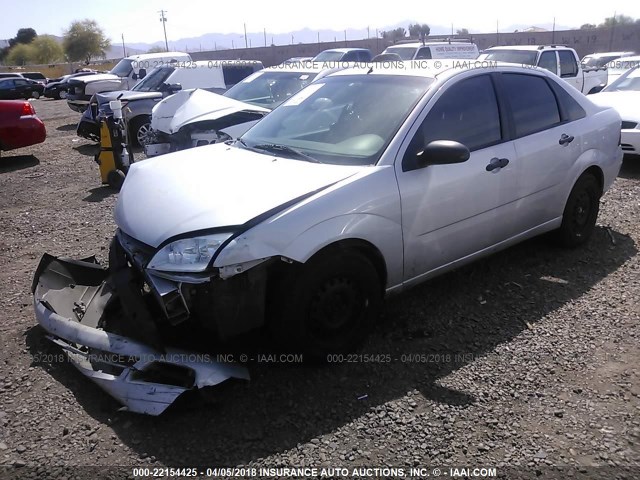 1FAFP34N27W167048 - 2007 FORD FOCUS ZX4/S/SE/SES SILVER photo 2