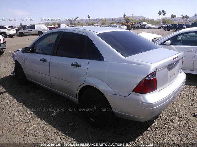 1FAFP34N27W167048 - 2007 FORD FOCUS ZX4/S/SE/SES SILVER photo 3