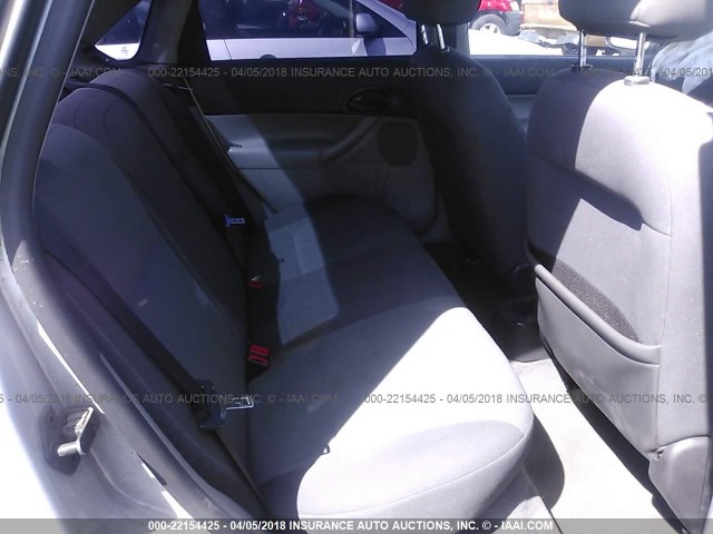 1FAFP34N27W167048 - 2007 FORD FOCUS ZX4/S/SE/SES 银色 照片 8