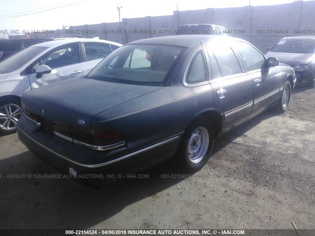 2FALP74W3VX117862 - 1997 FORD CROWN VICTORIA LX BLUE photo 4