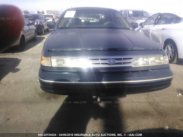 2FALP74W3VX117862 - 1997 FORD CROWN VICTORIA LX BLUE photo 6