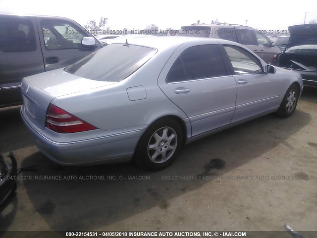 WDBNG75J6YA054080 - 2000 MERCEDES-BENZ S 500 Light Blue photo 4