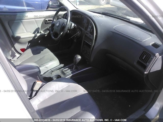 KMHDN56D85U149102 - 2005 HYUNDAI ELANTRA GLS/GT SILVER photo 5