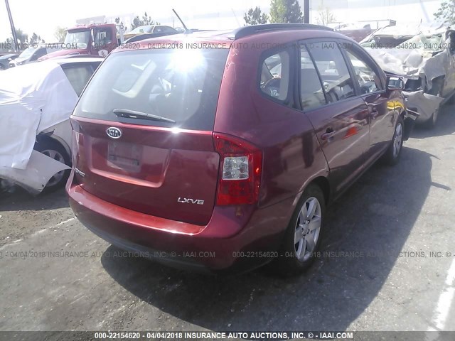 KNAFG526X87174386 - 2008 KIA RONDO LX/EX RED photo 4