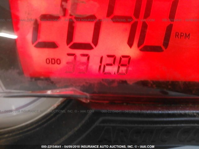 4UF11SNW7BT105431 - 2011 ARCTIC CAT SNOWPRO 800  თეთრი ფოტო 7