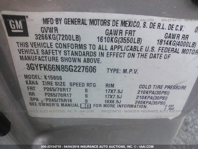 3GYFK66N85G227606 - 2005 CADILLAC ESCALADE ESV GRAY photo 9