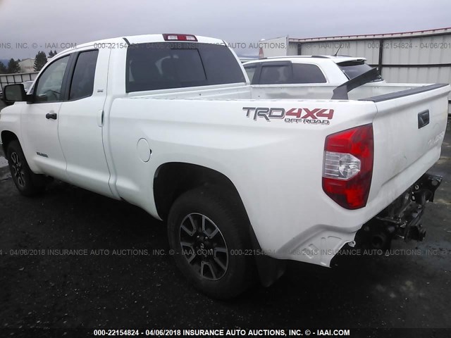 5TFUM5F10FX062100 - 2015 TOYOTA TUNDRA DOUBLE CAB SR/SR5 WHITE photo 3