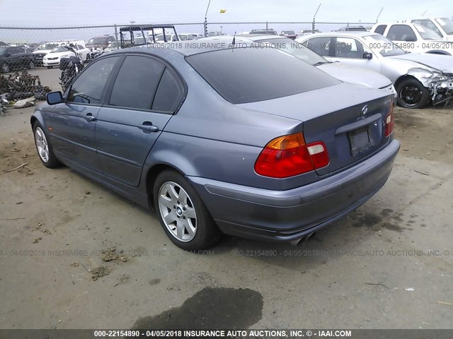 WBAAM3341YFP78063 - 2000 BMW 323 I BLUE photo 3