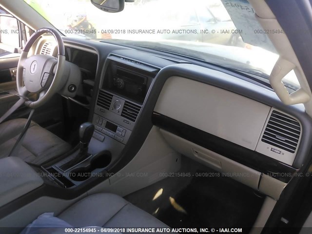 5LMEU68H64ZJ37378 - 2004 LINCOLN AVIATOR 黑色 照片 5
