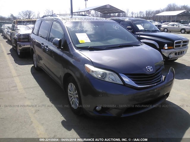 5TDYK3DC4BS104333 - 2011 TOYOTA SIENNA XLE/LIMITED GRAY photo 1