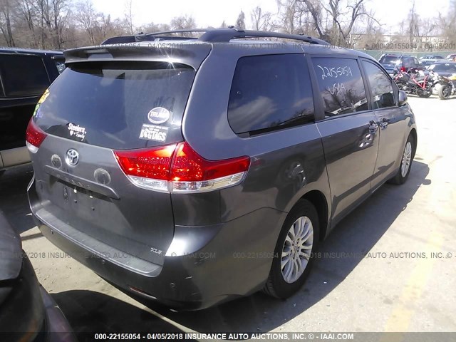 5TDYK3DC4BS104333 - 2011 TOYOTA SIENNA XLE/LIMITED GRAY photo 4