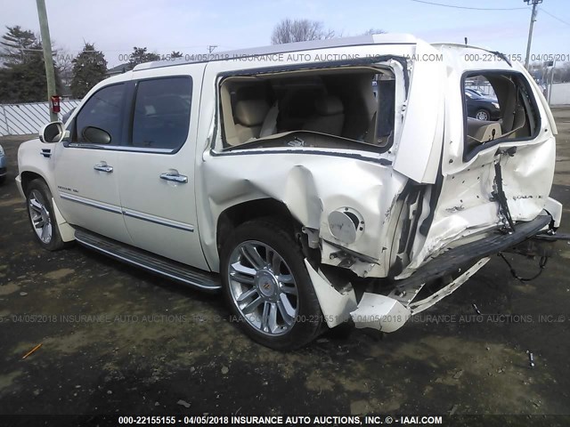 1GYUKHEF8AR257602 - 2010 CADILLAC ESCALADE ESV LUXURY WHITE photo 3