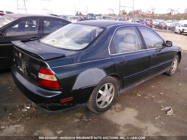 1HGCD5554RA126292 - 1994 HONDA ACCORD EX/EX-R GREEN photo 4