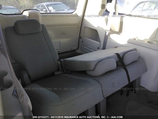 1D8HN44E89B502730 - 2009 DODGE GRAND CARAVAN SE SILVER photo 8